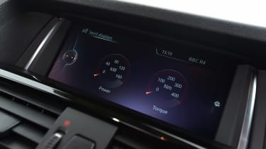 BMW X3 - screen