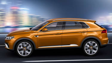 Volkswagen CrossBlue Coupe side tracking