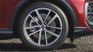 Audi Q5 - alloy wheel detail