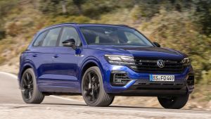 Volkswagen Touareg R - front action