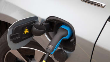 Volvo V60 Plug-in Hybrid charge