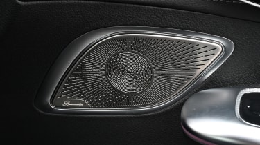 Mercedes EQE - speaker