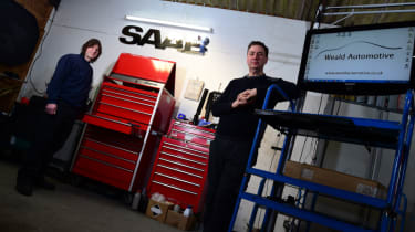 Saab garage