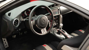 Marangoni GT 86-R Eco Explorer interior