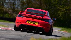 Porsche Cayman GT4 PDK - rear cornering