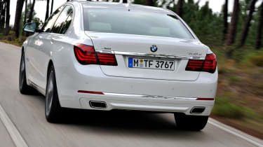 2012 BMW 7 Series rear tracking