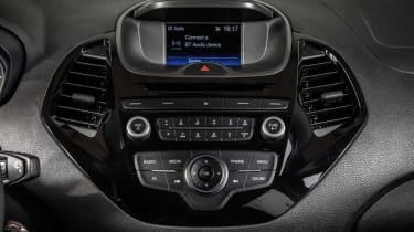 Ford Ka+ 2016 - dashboard