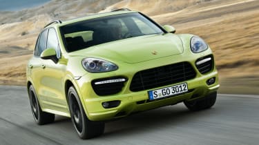 Porsche Cayenne GTS front tracking