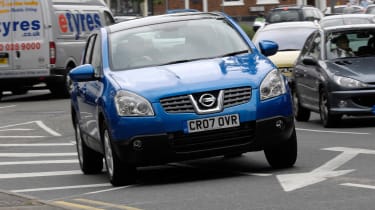 Best cars for under £3,000 - Nissan Qashqai