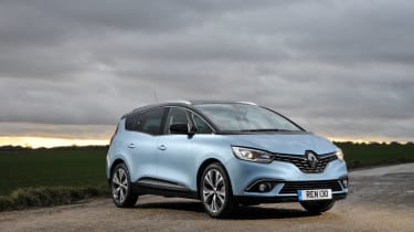 Renault Scenic and Grand Scenic Hybrid Assist - 11