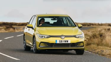 Volkswagen Golf eTSI drive - front
