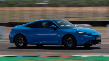 Honda Prelude - front action
