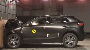 Mazda CX-30 - NCAP crash test