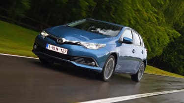 New Toyota Auris 2015 front