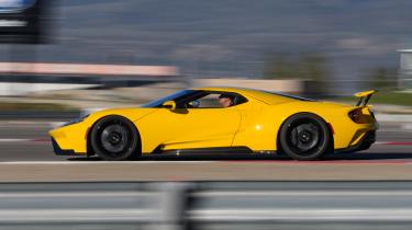 Ford GT side