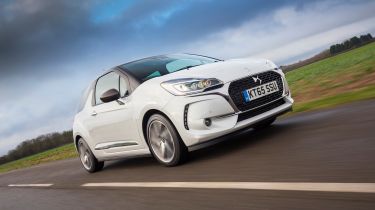 DS 3 hatchback 2016 review - front tracking