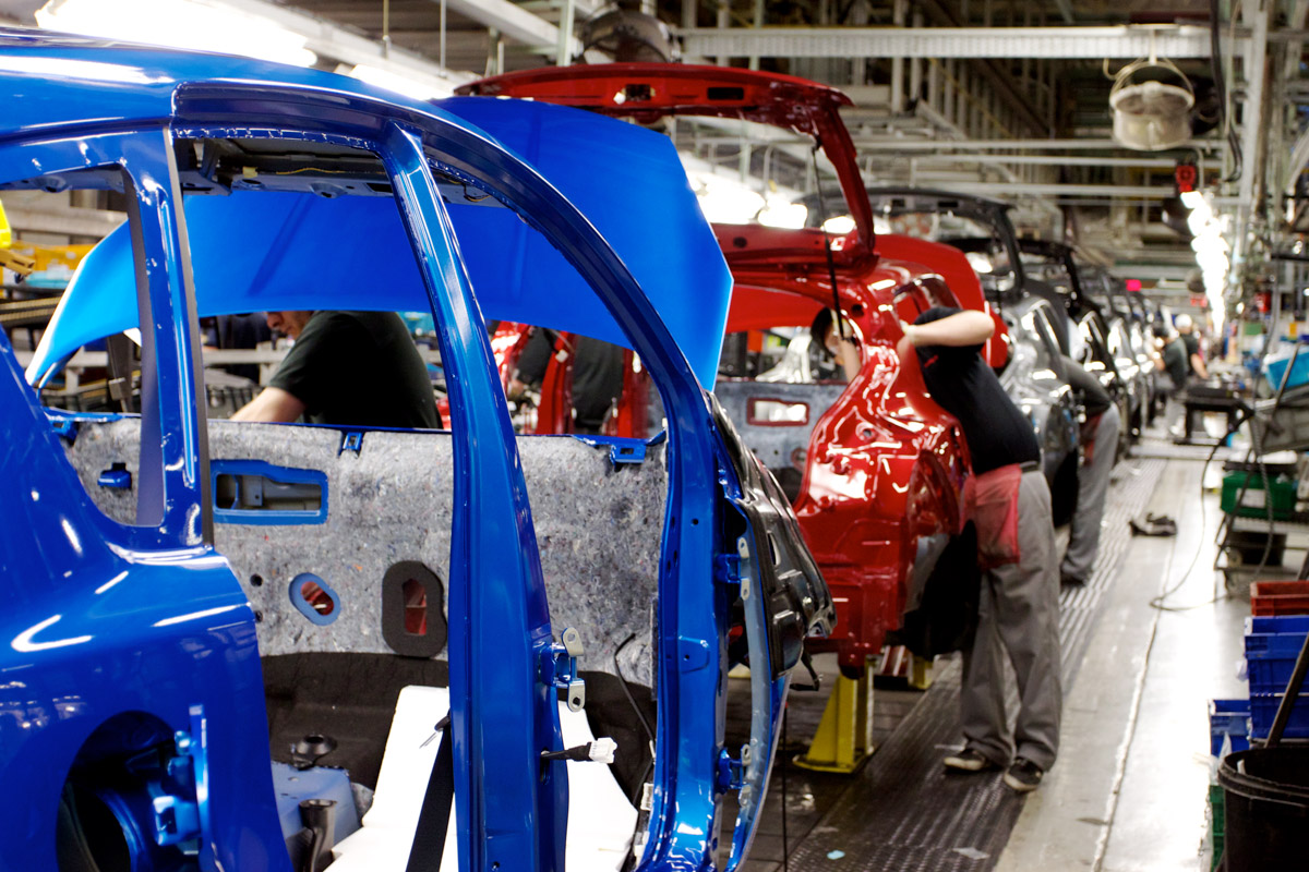 Nissan factory moving from England to Scotland? Auto Express