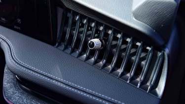 Skoda Superb hatch - interior air vent detail