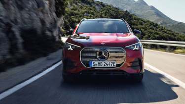 Mercedes GLA Electric - full front action