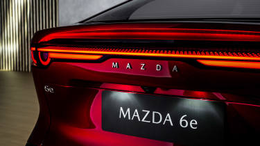 Mazda 6e - rear name