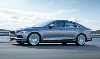 Volvo S90 - side