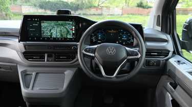 Volkswagen Transporter Sportline - dashboard