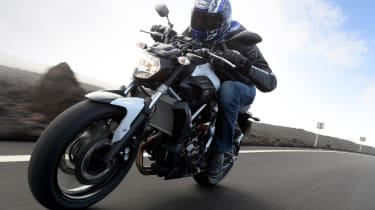 Yamaha MT-07 review - tracking