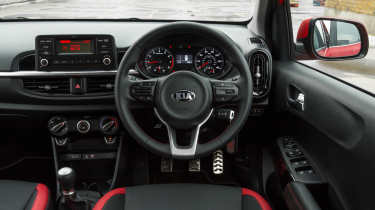 Kia Picanto - dashboard