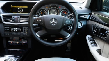Mercedes E350 CDI Estate dash