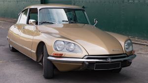 Electrogenic Citroen DS - front static