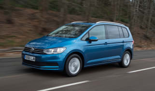 Volkswagen Touran - front driving