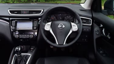 Nissan Qashqai 2016 - interior