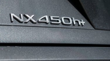 Lexus NX 450h+ - badge