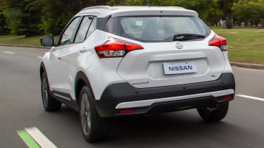 Nissan Kicks SUV - rear tracking