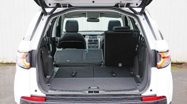 Land Rover Discovery Sport - boot