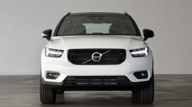 Volvo XC40 - Crystal White full front