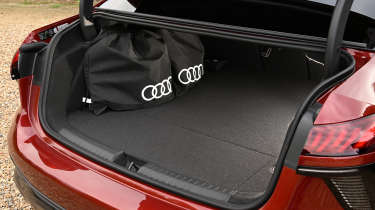 Audi A6 e-Hybrid - boot