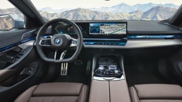 BMW i5 - interior