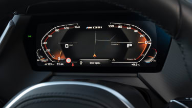 BMW M135i - gauge screen