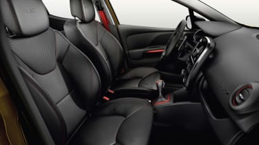 Renaultsport Clio 200 Turbo interior