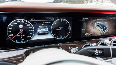 Mercedes E-Class All-Terrain 2017 - infotainment