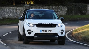 Land Rover Discovery Sport - front cornering