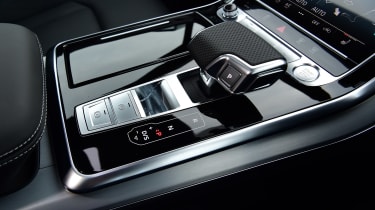 Audi Q7 - interior