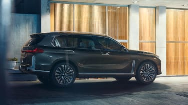 BMW X7 Concept - rear dusk