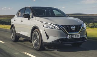 Nissan Qashqai - tracking