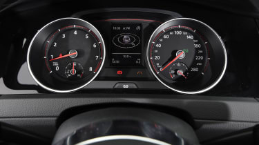 Volkswagen Golf GTI Clubsport - dials