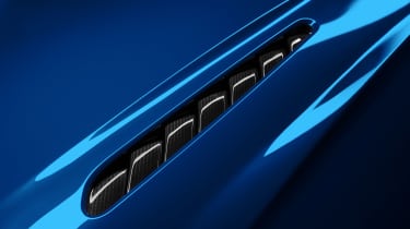 Aston Martin DB12 S - bonnet detail