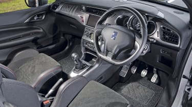 Citroen DS3 Racing interior