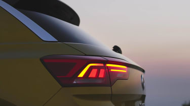 Volkswagen T-Roc teaser taillights
