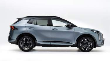 Kia Sportage - side